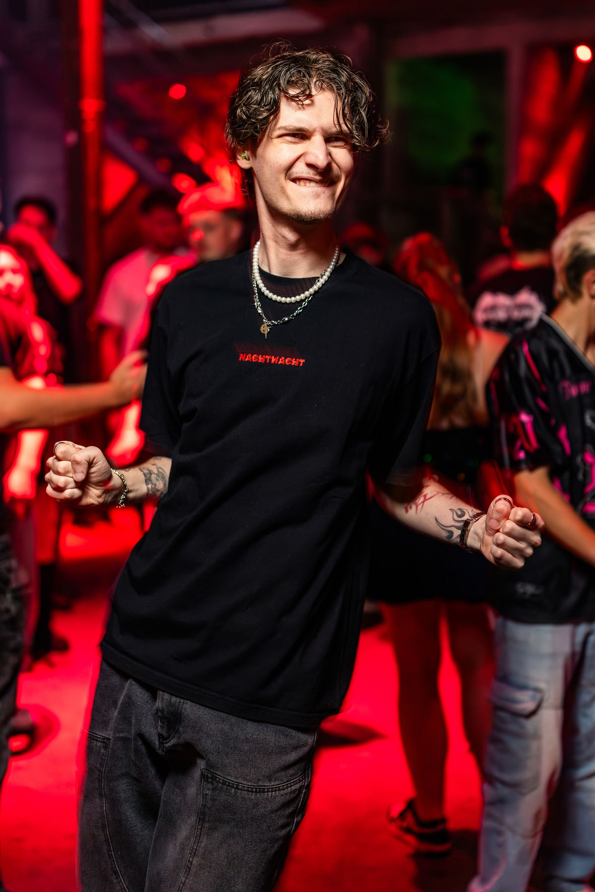 Loading... just a sec